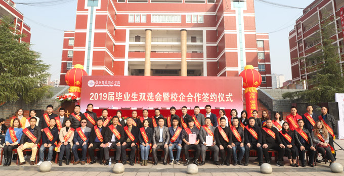 1624847685609403.jpg 2018112317310618.jpg