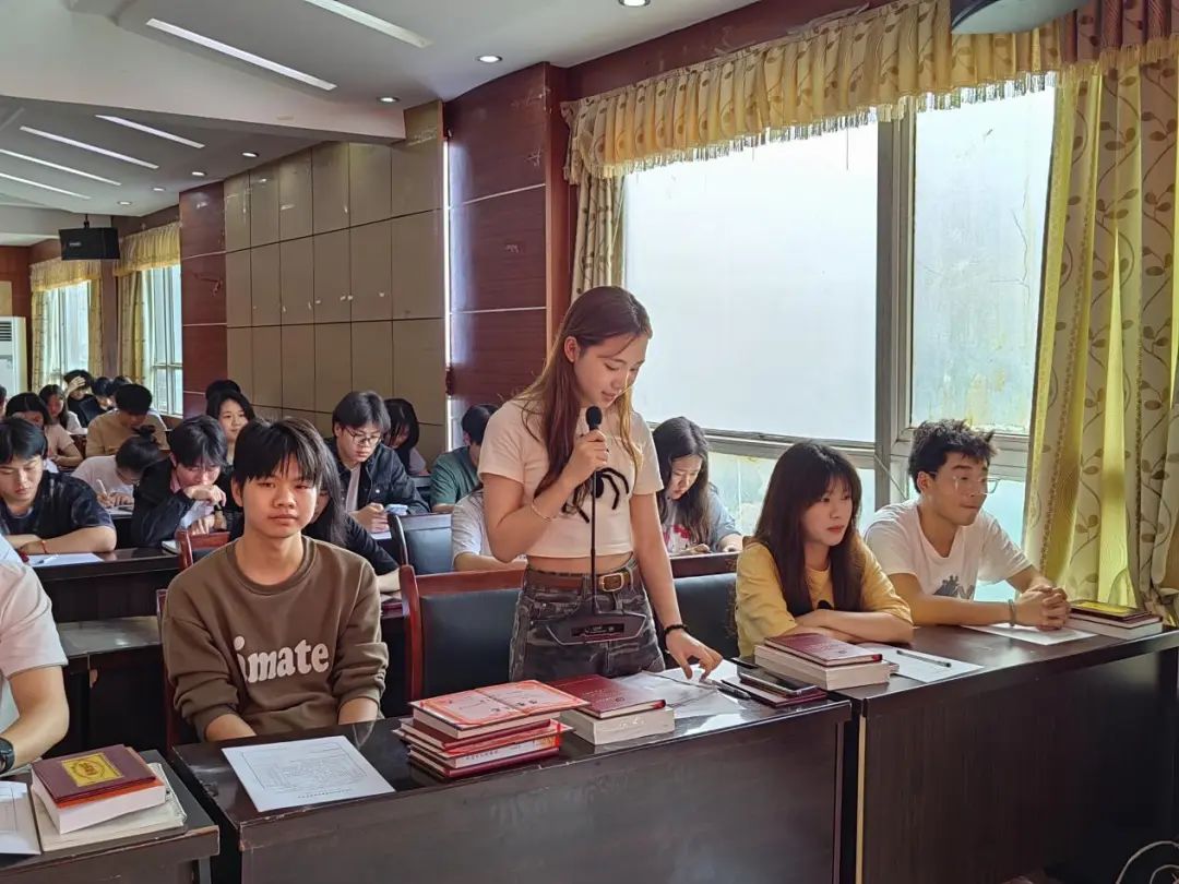 1714974947748823.jpg 1714974947748823.jpg