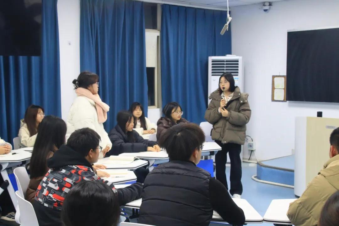 1735609701607779.jpg 1735609701607779.jpg