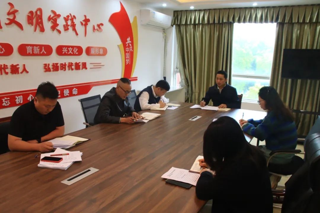 1745735808990978.jpg 1745735808990978.jpg