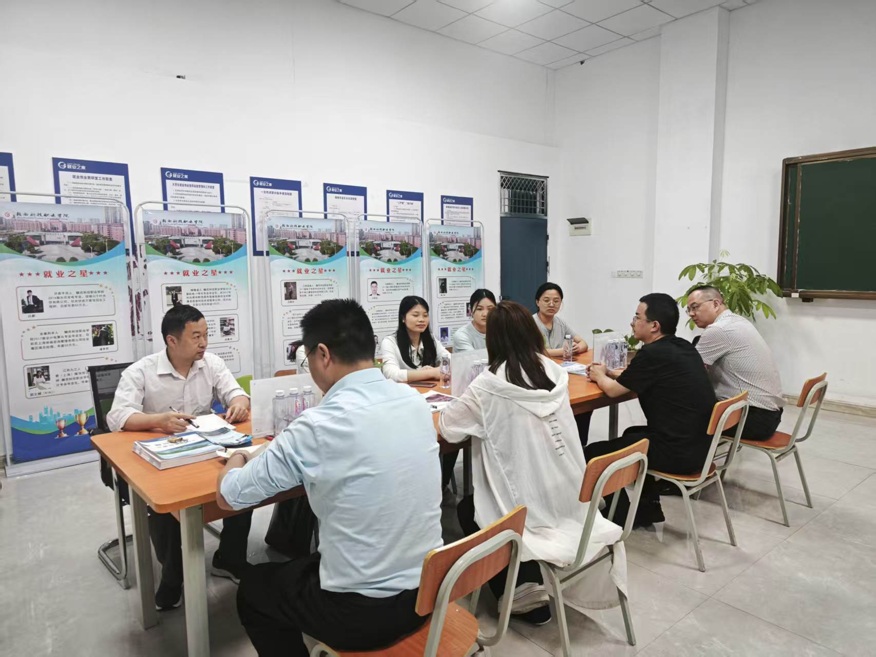 1750254145898045.jpg 1750254145898045.jpg