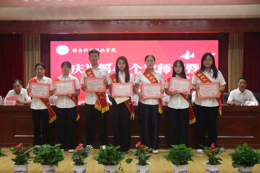 1757659723359573.png 1757659723359573.png