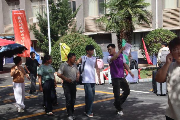 1758160929303383.jpg 1758160929303383.jpg