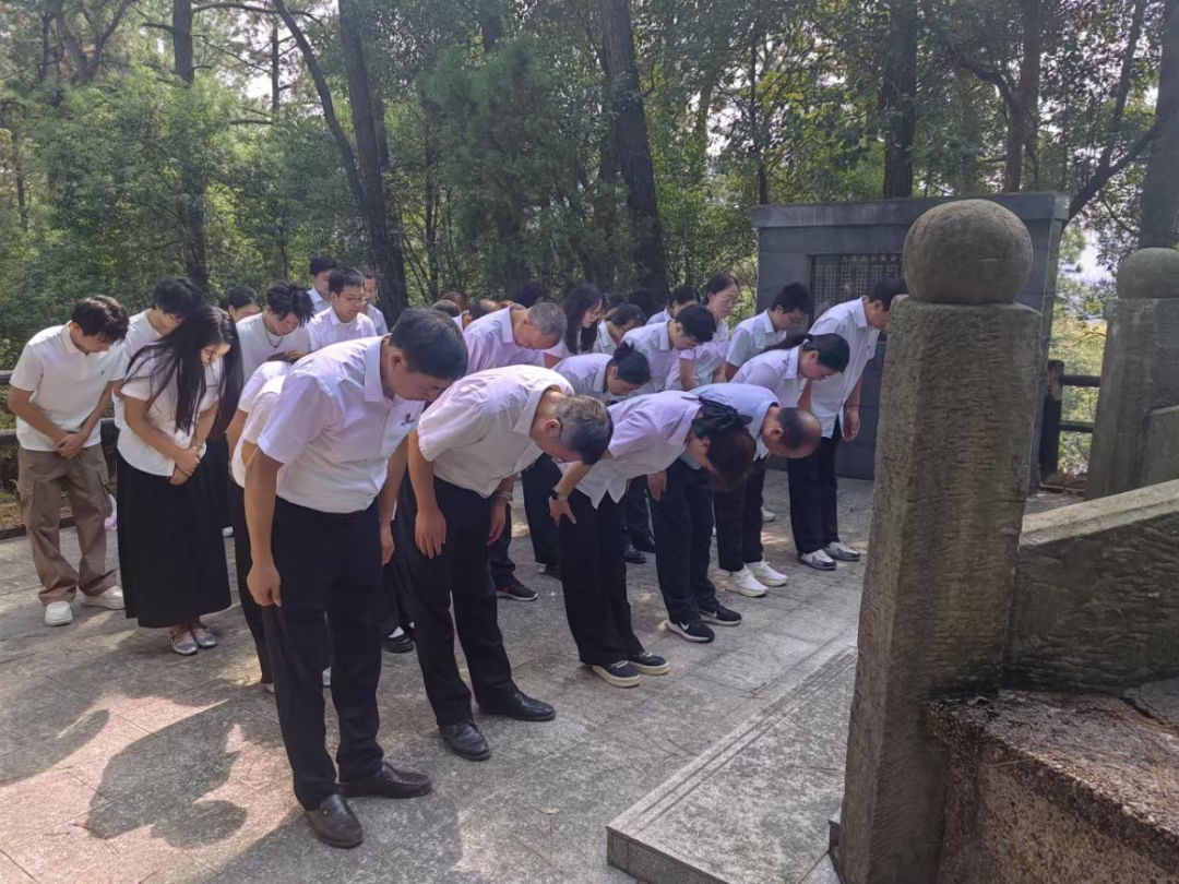 1759993258965712.png 1759993258965712.png