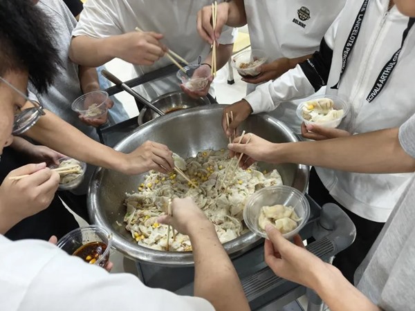 1760161223278527.jpg 640_wx_fmt=png&from=appmsg&tp=webp&wxfrom=5&wx_lazy=1 (5).jpg