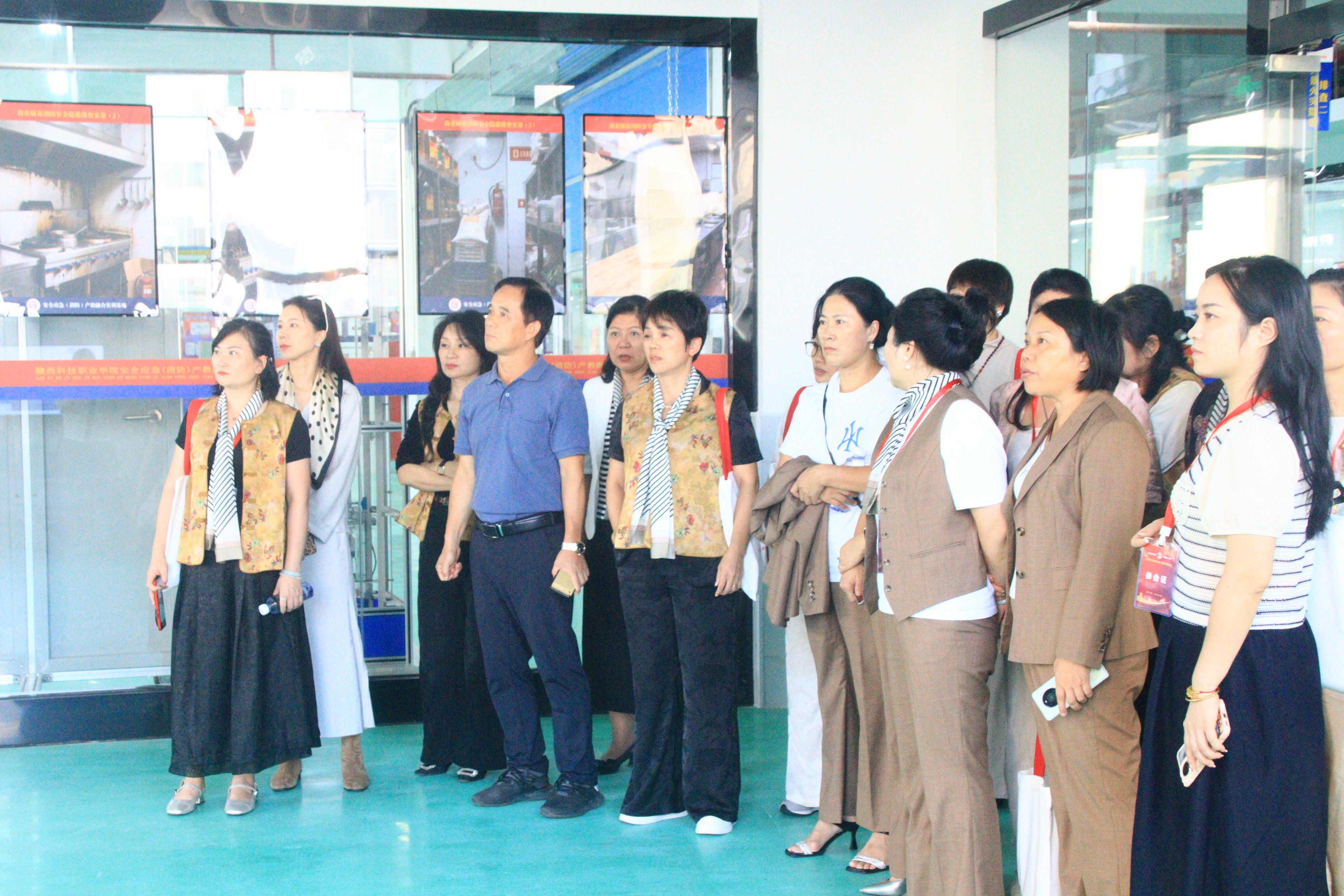 1760924224609436.jpg 1760924224609436.jpg