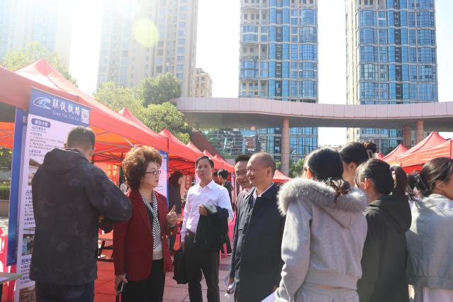 1761615800878043.jpg 1761615800878043.jpg