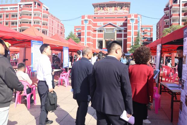 1761615835919758.jpg 1761615835919758.jpg