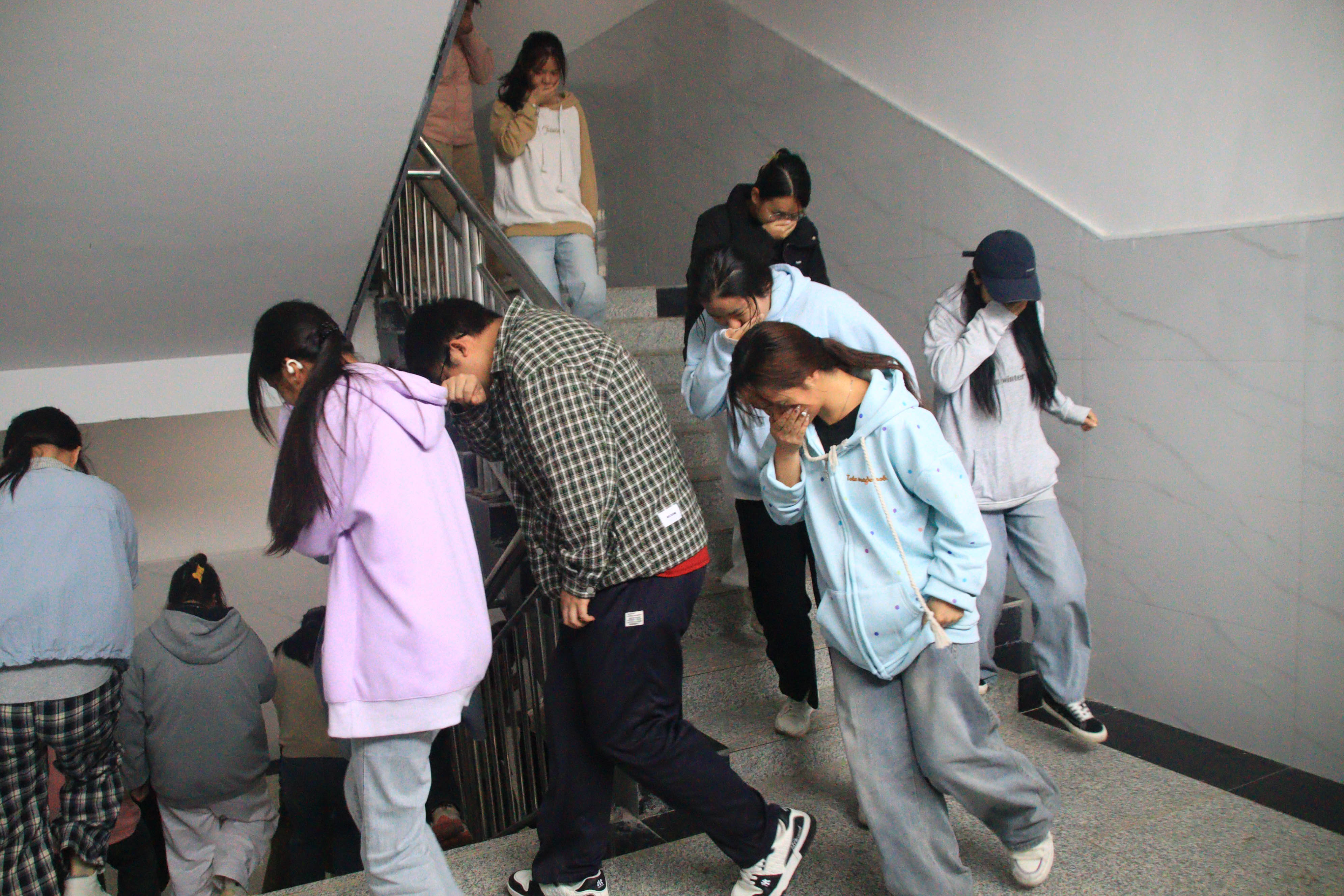 1762825161855619.jpg 1762825161855619.jpg