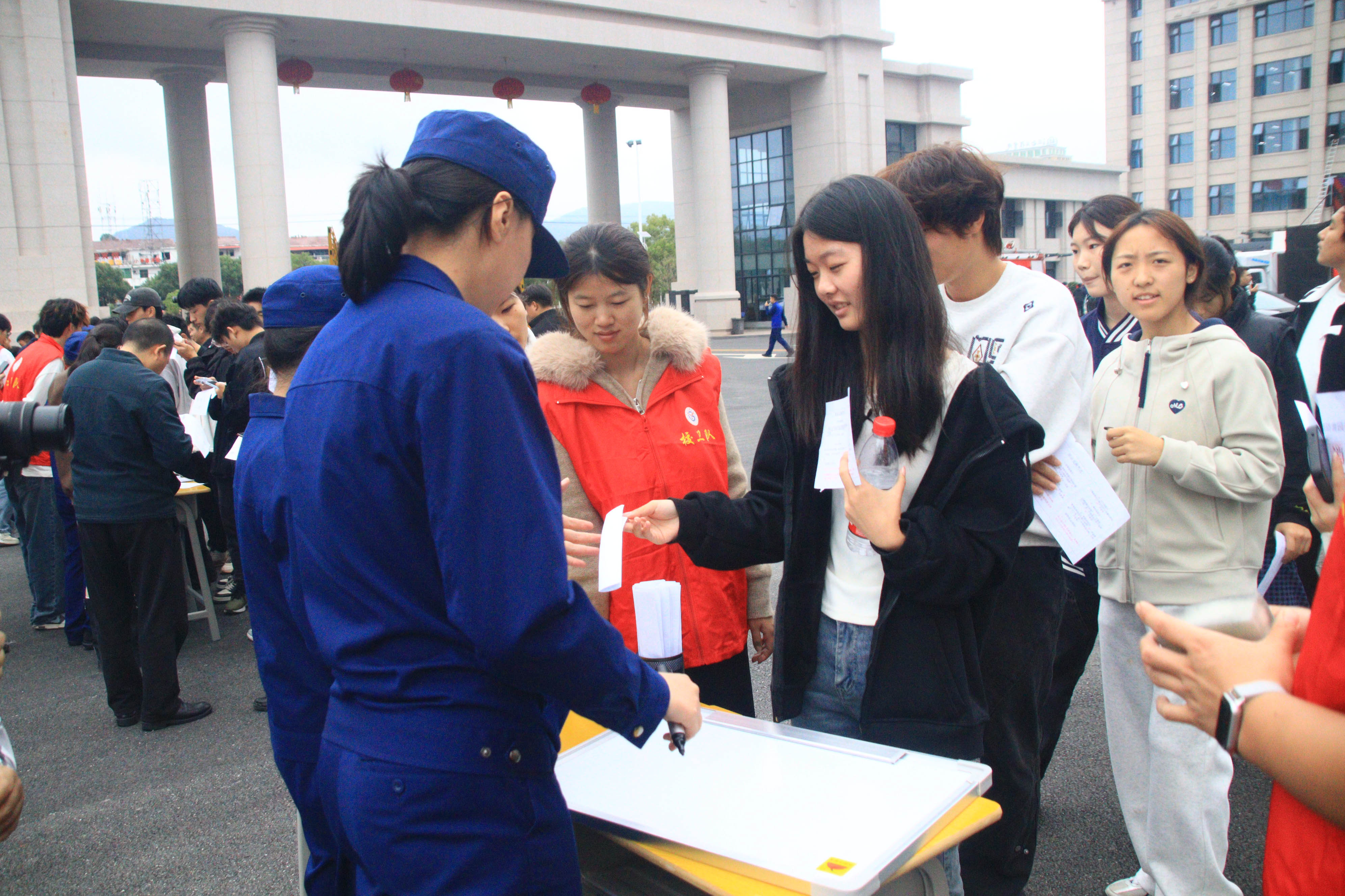 1762826612427281.jpg 1762826612427281.jpg