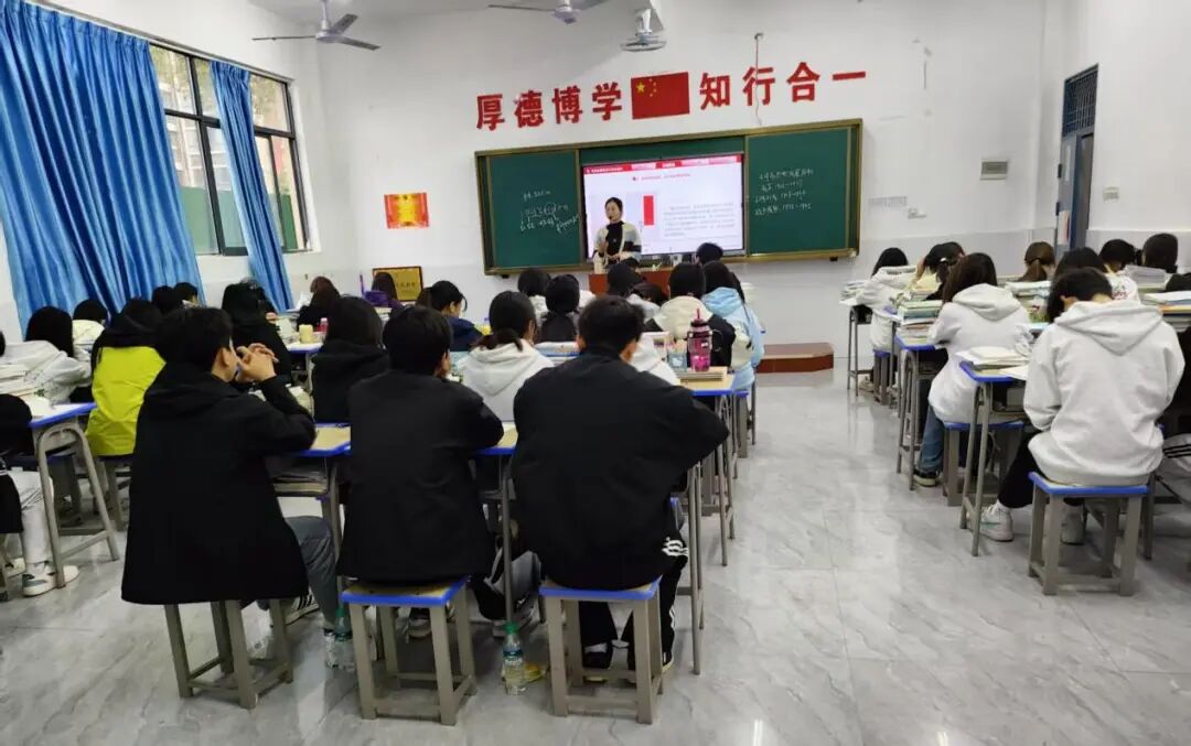 1763368167718392.jpg 1763368167718392.jpg