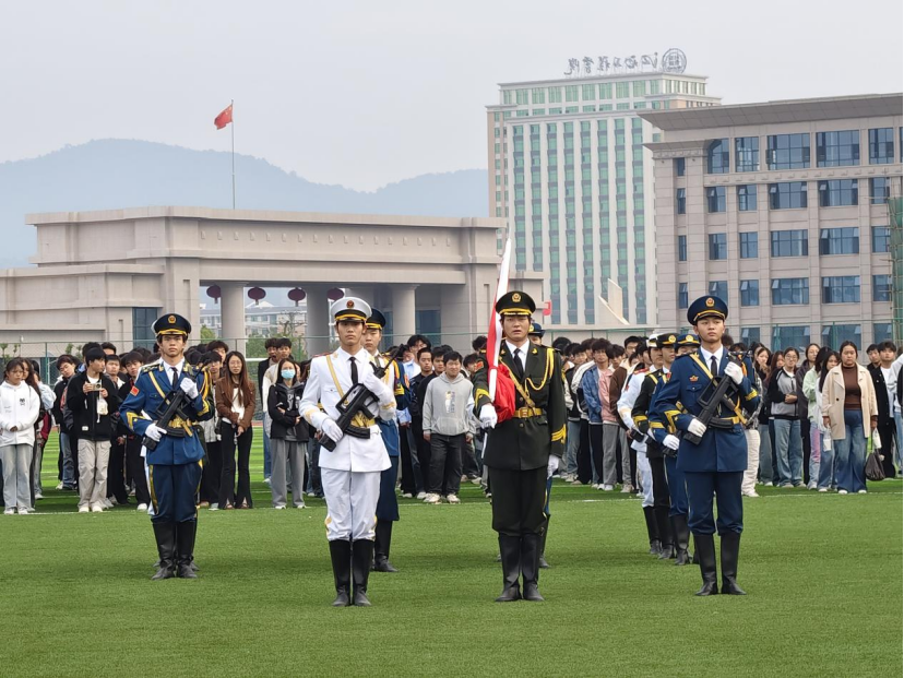 1764997209212079.png 微信图片_2025-12-06_122750_546.png