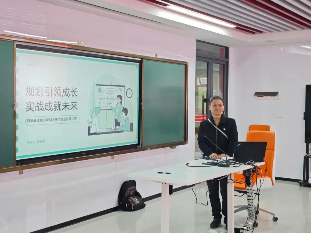 1766453303874493.jpg 1766453303874493.jpg