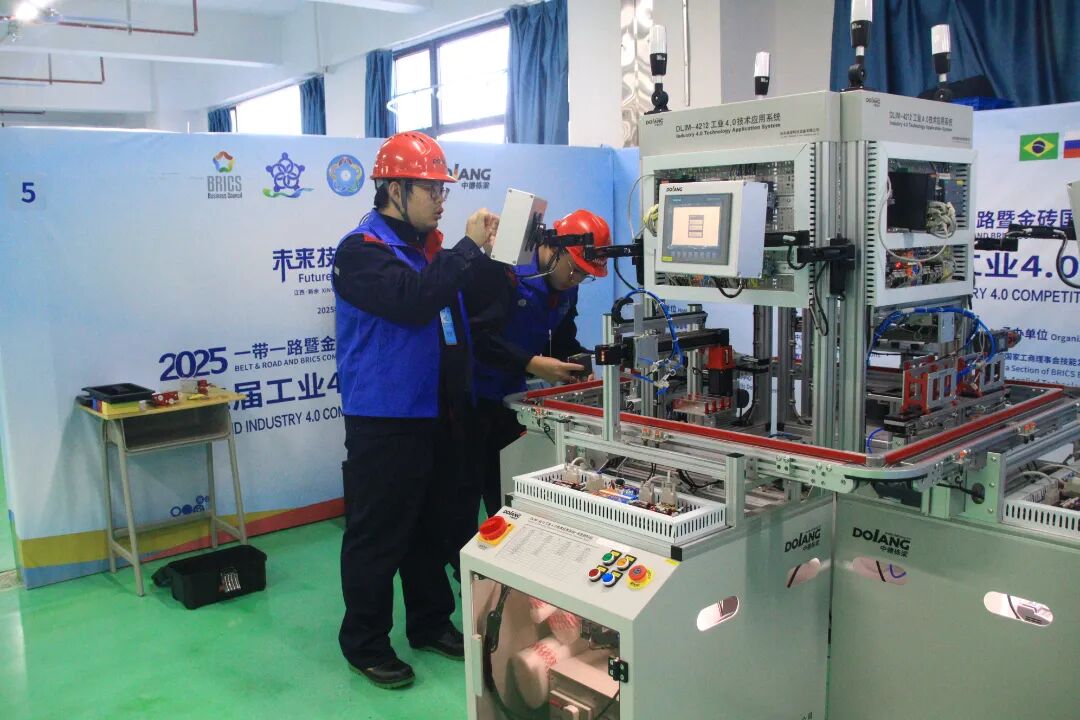 1766457944808453.jpg 1766457944808453.jpg